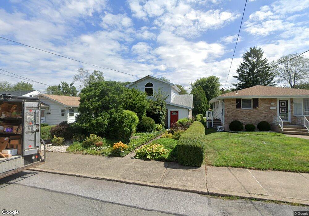 629 Putnam St, Hazleton, PA 18202 - photo 1