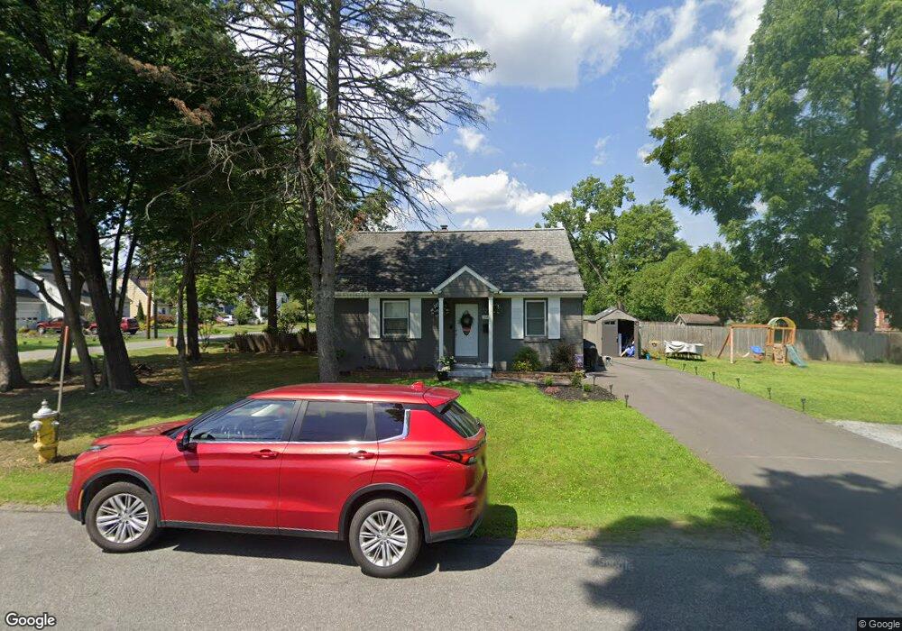 204 S Holmes St, Schenectady, NY 12302 - photo 1