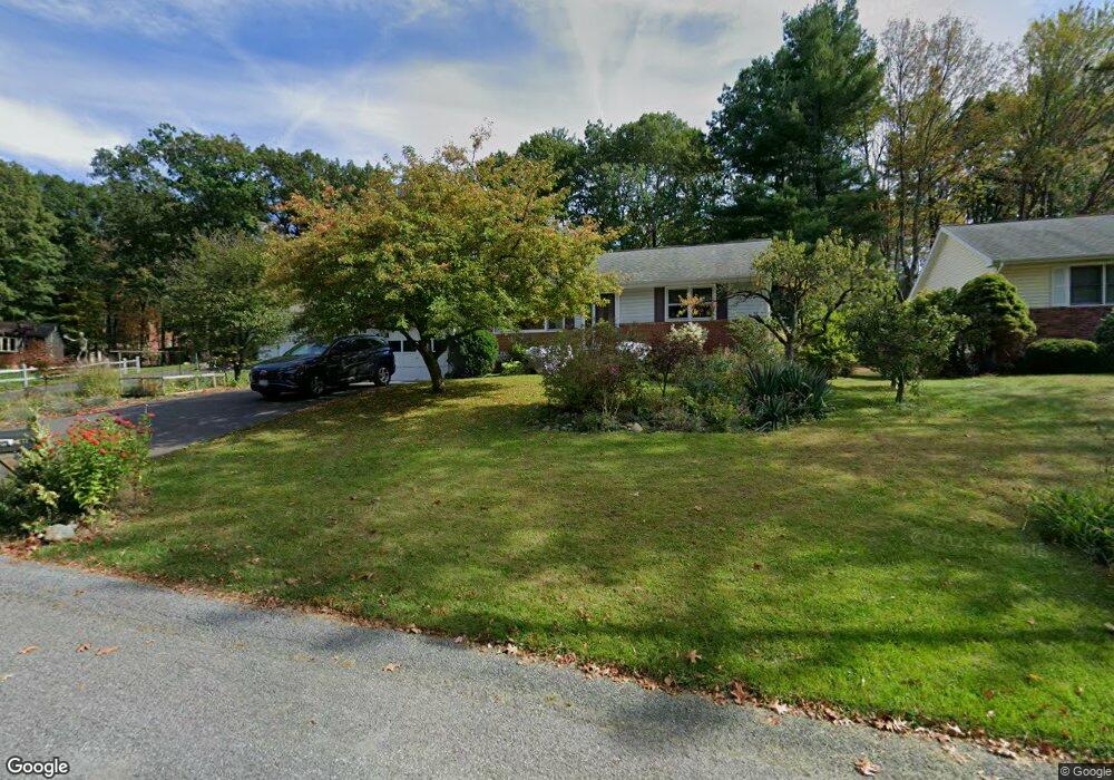 31 Concord Dr, Schenectady, NY 12309 - photo 1