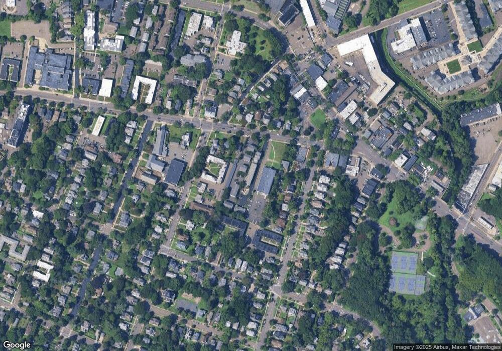 64 Fountain St unit 10, New Haven, CT 06515 - photo 1