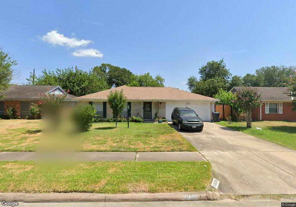 1026 Hidden Valley Dr, Houston, TX 77088 - photo 1