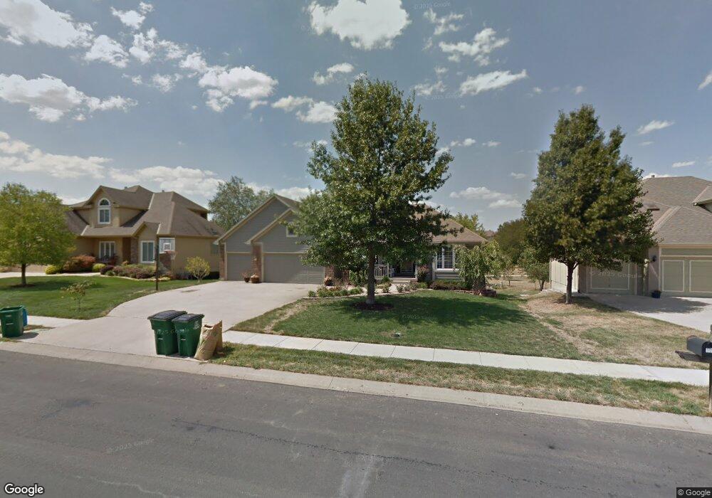 806 S Fox Ridge Dr, Raymore, MO 64083 - photo 1