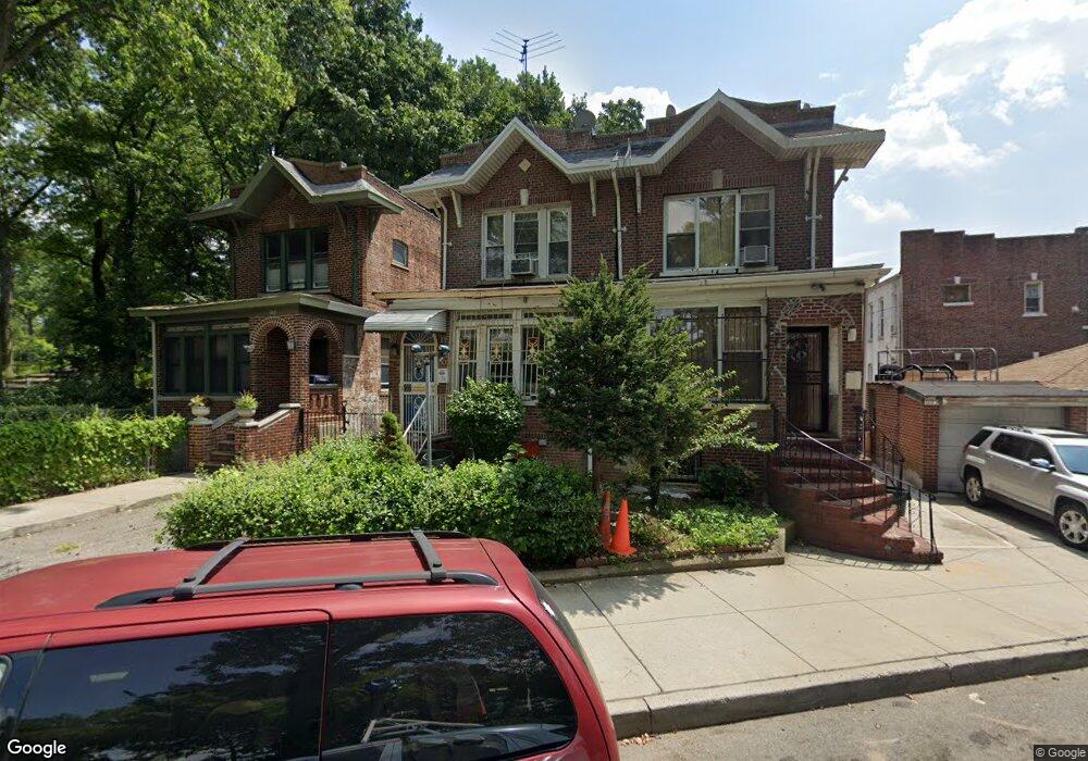 178 Jackie Robingson Pkwy, Brooklyn, NY 11207 - photo 1