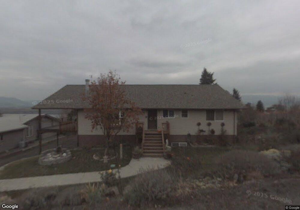 2645 E 11th St, the Dalles, OR 97058 - photo 1