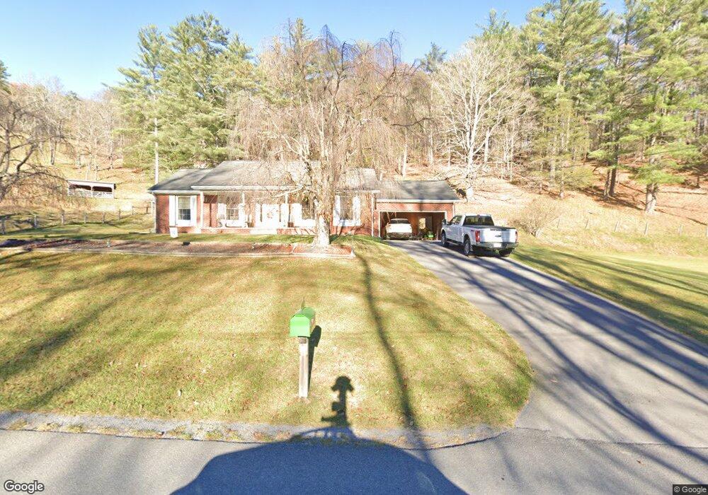 942 Crummets Run Rd, Sugar Grove, WV 26815 - photo 1