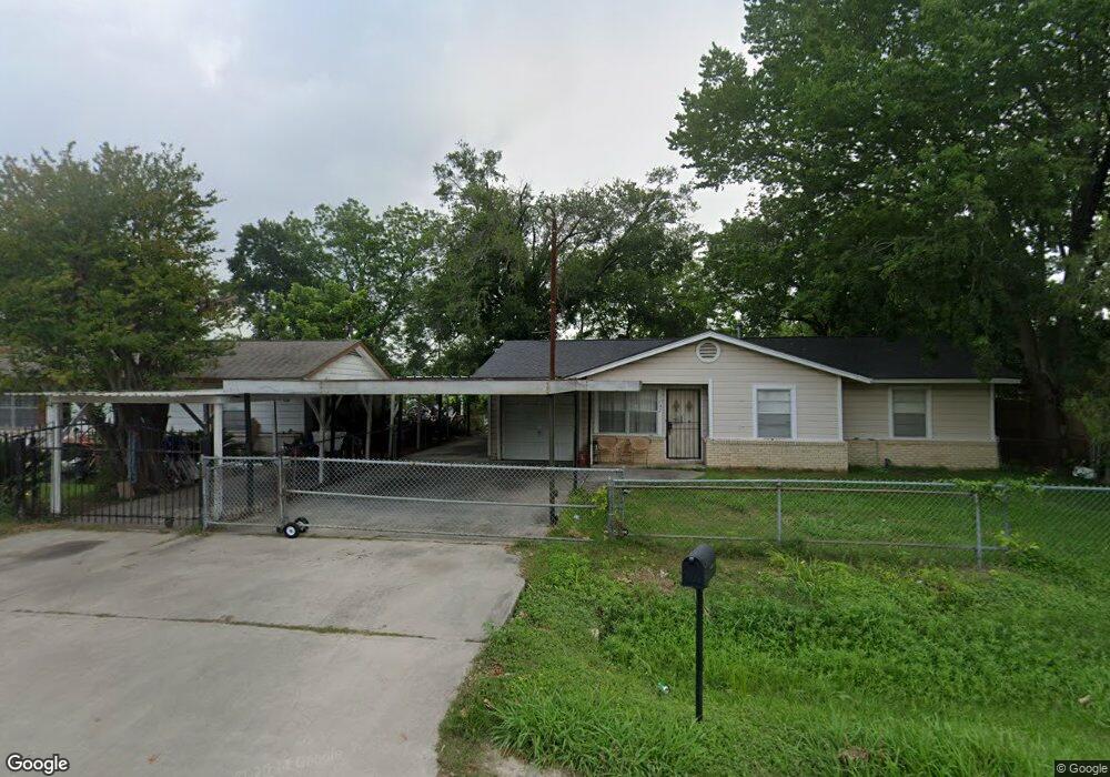 11742 Somerset Ln, Houston, TX 77093 - photo 1