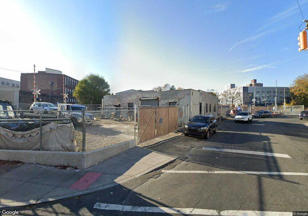 560-568 E 18th St, Paterson, NJ 07514 - photo 1