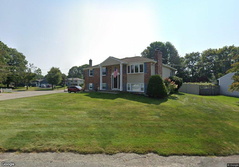 9 Arapahoe Rd, Bellingham, MA 02019 - photo 1