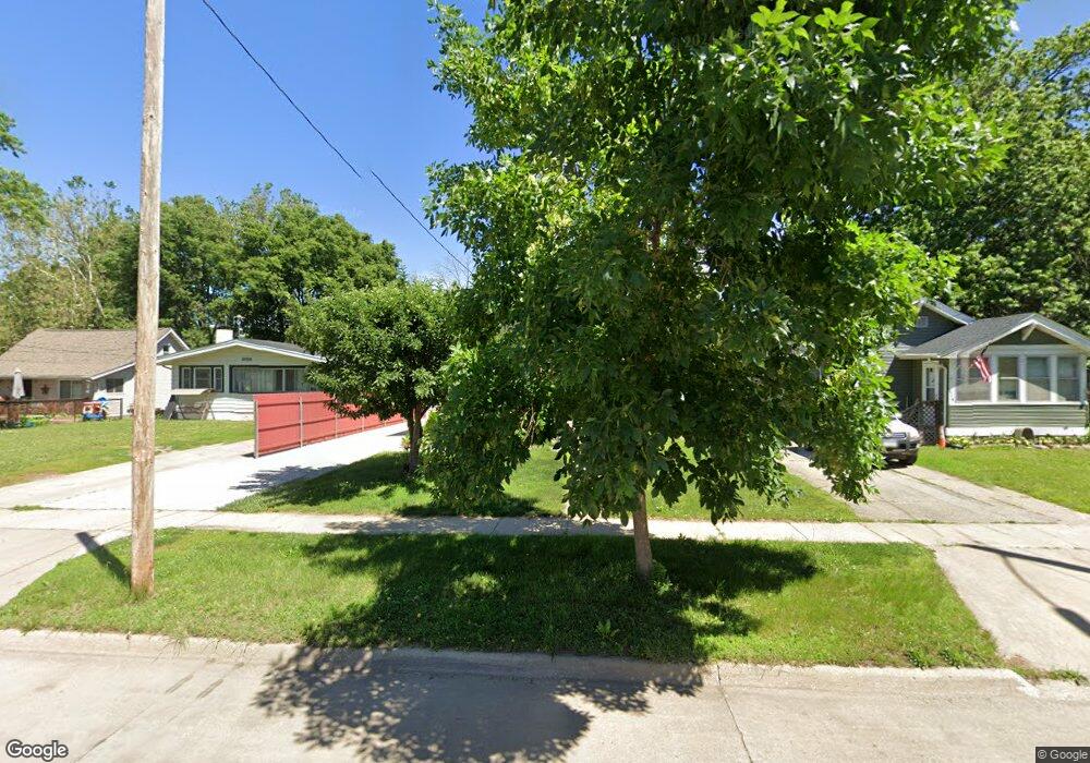 2714 E Grand Ave, Des Moines, IA 50317 - photo 1