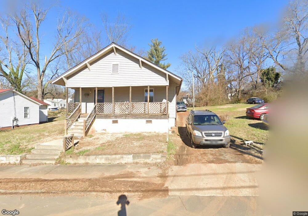 1527 NE 21st St, Winston Salem, NC 27105 - photo 1