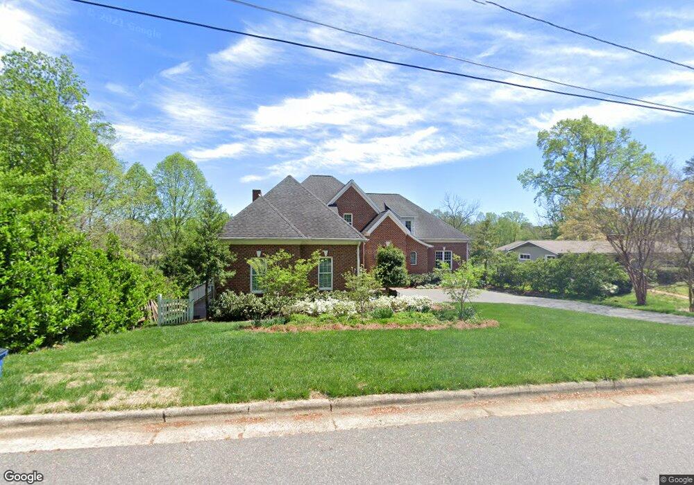 632 Dogwood Rd, Statesville, NC 28677 - photo 1