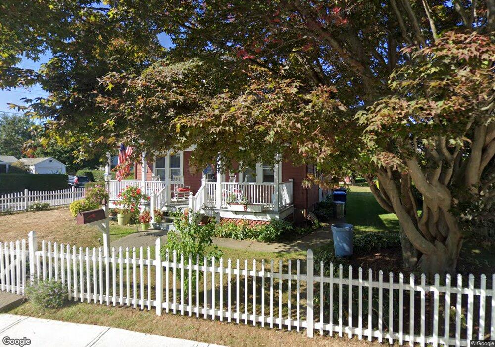 118 Bliss Rd, Newport, RI 02840 - photo 1