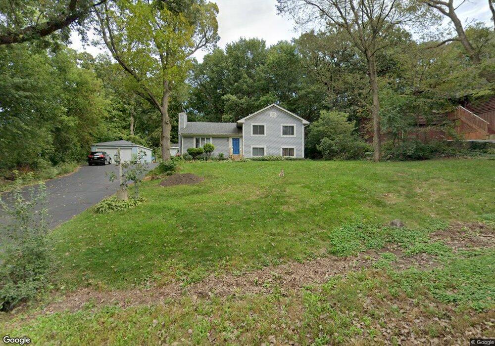 271 Melody Ln, Carpentersville, IL 60110 - photo 1