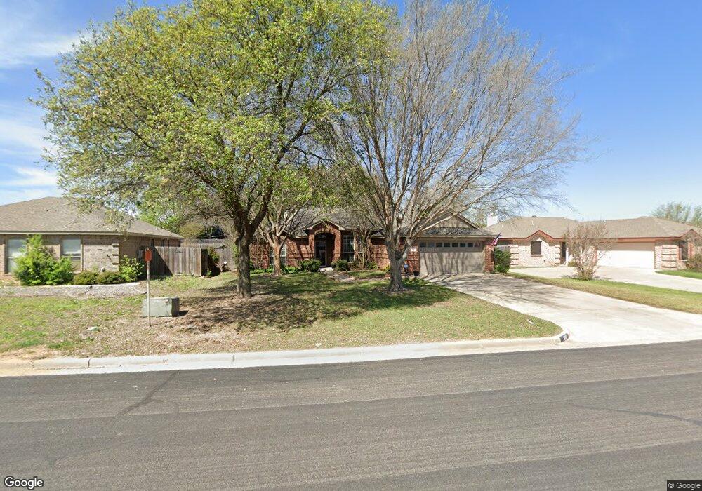 209 Willow Creek Dr, Weatherford, TX 76085 - photo 1