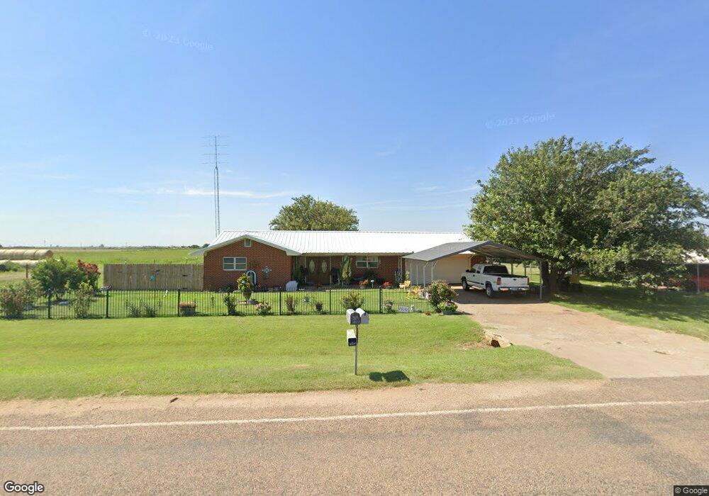 1402 E 34th St, Plainview, TX 79072 - photo 1