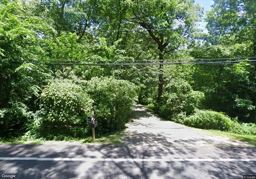 2332 Lisson Rd, Naperville, IL 60565 - photo 1