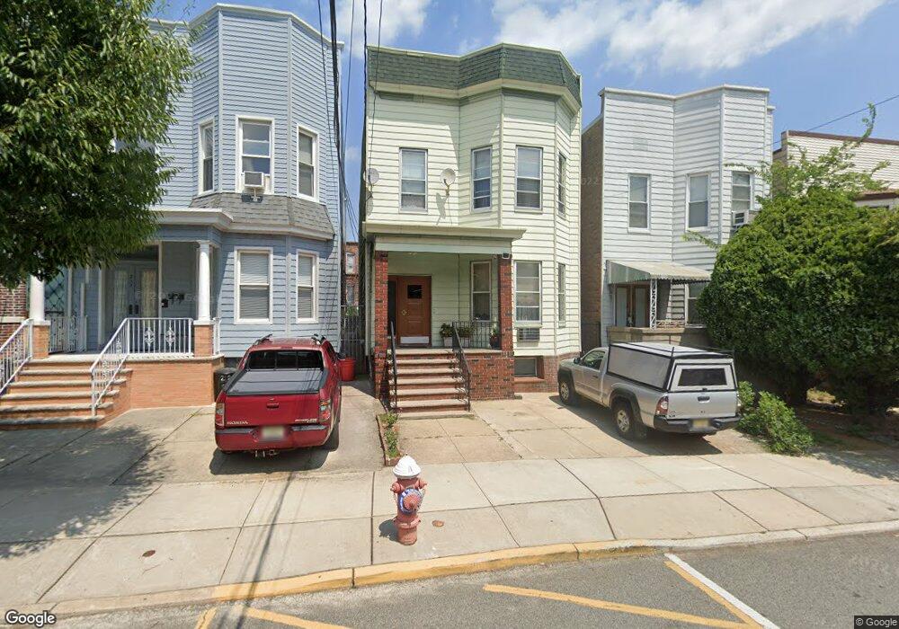 21O Oak St, Weehawken, NJ 07086 - photo 1