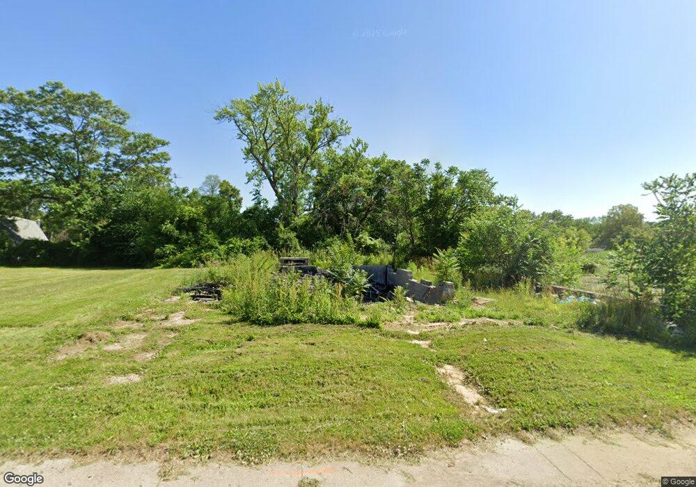 1638 Davison Rd, Flint, MI 48506 - photo 1