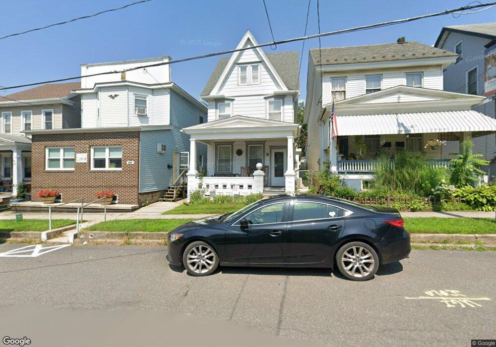 519 Center St, Jim Thorpe, PA 18229 - photo 1