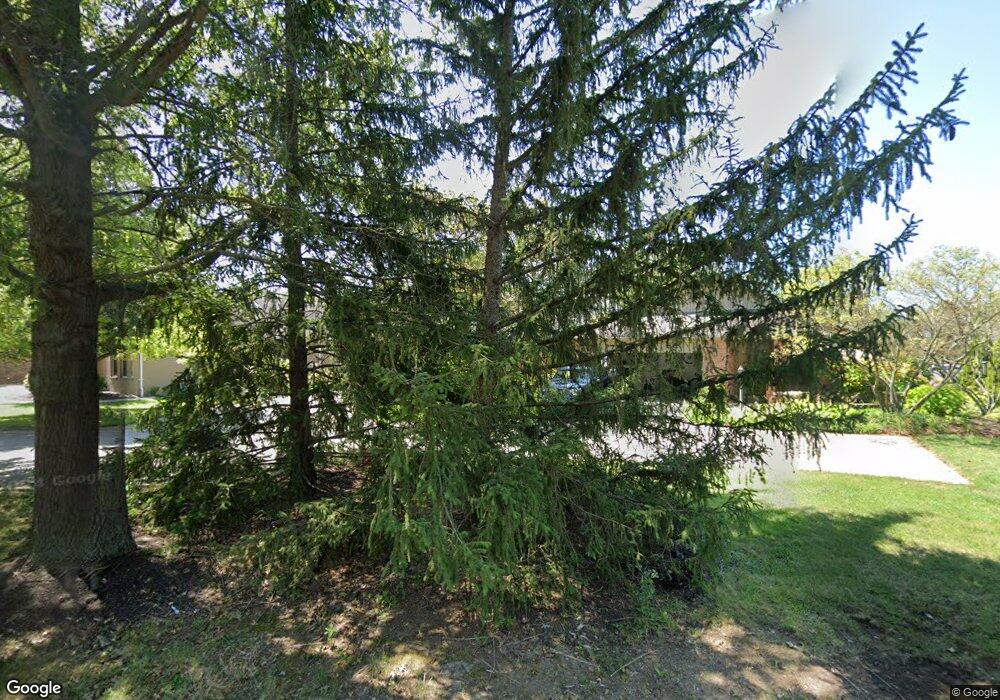 1142 Coles Dr, Columbus, IN 47201 - photo 1