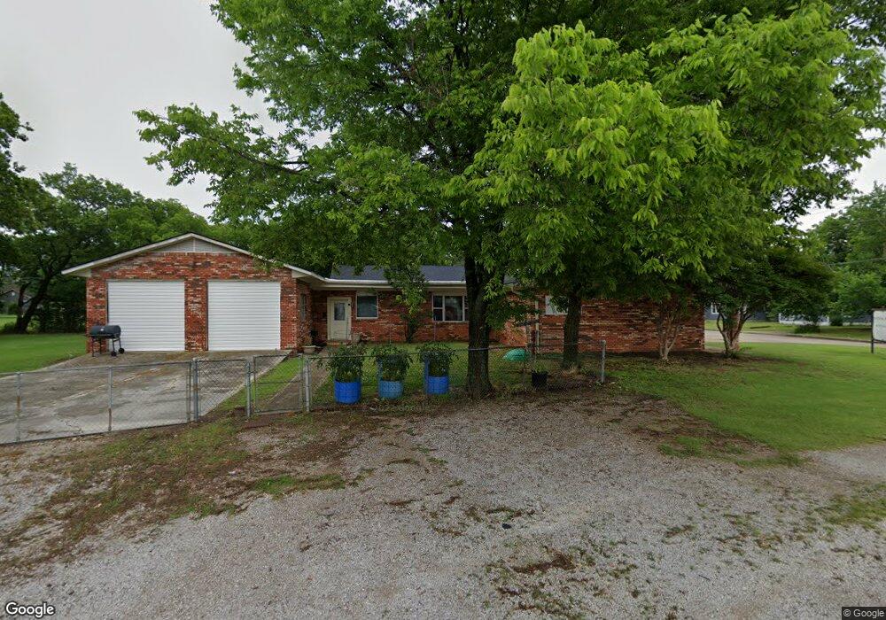 1025 6th Ave NW, Ardmore, OK 73401 - photo 1