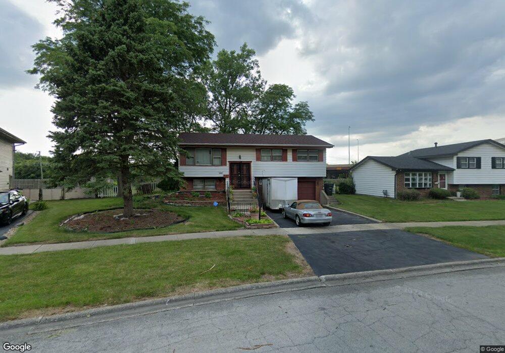 17612 Larkin Ln, Country Club Hills, IL 60478 - photo 1