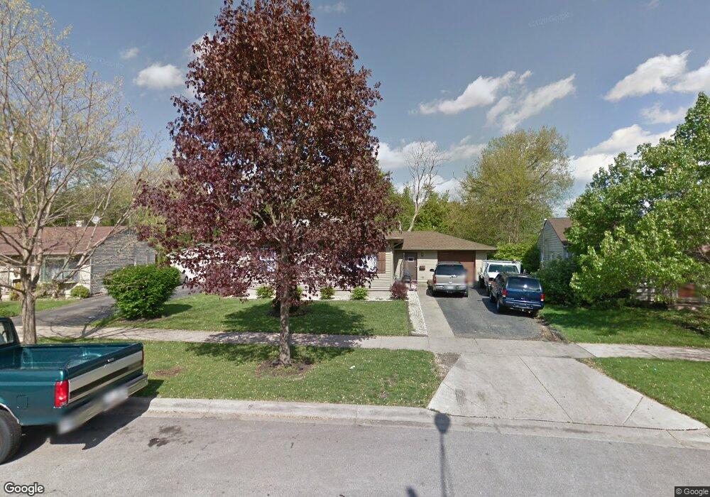 225 N Evanslawn Ave, Aurora, IL 60506 - photo 1