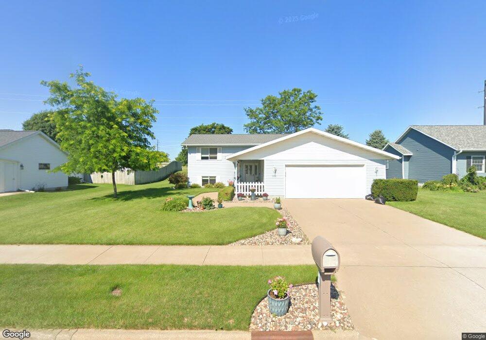 806 Remington Dr, Holmen, WI 54636 - photo 1