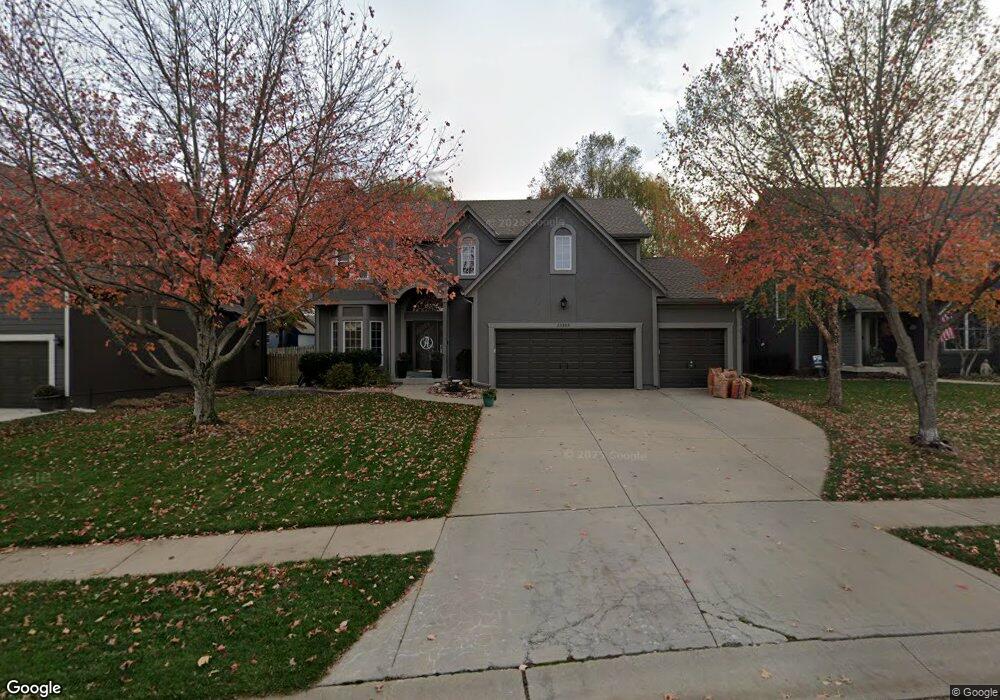 23303 W 45th St, Shawnee, KS 66226 - photo 1