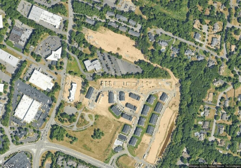 25 Hearthstone Ct, Saddle River, NJ 07458 - photo 1