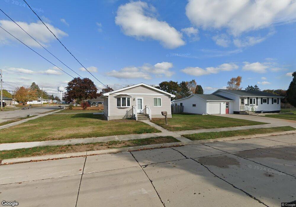 2520 8th St, Two Rivers, WI 54241 - photo 1