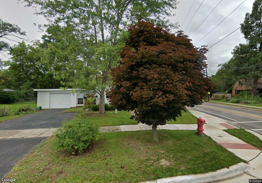 824 Lincoln Lake, Lowell, MI 49331 - photo 1