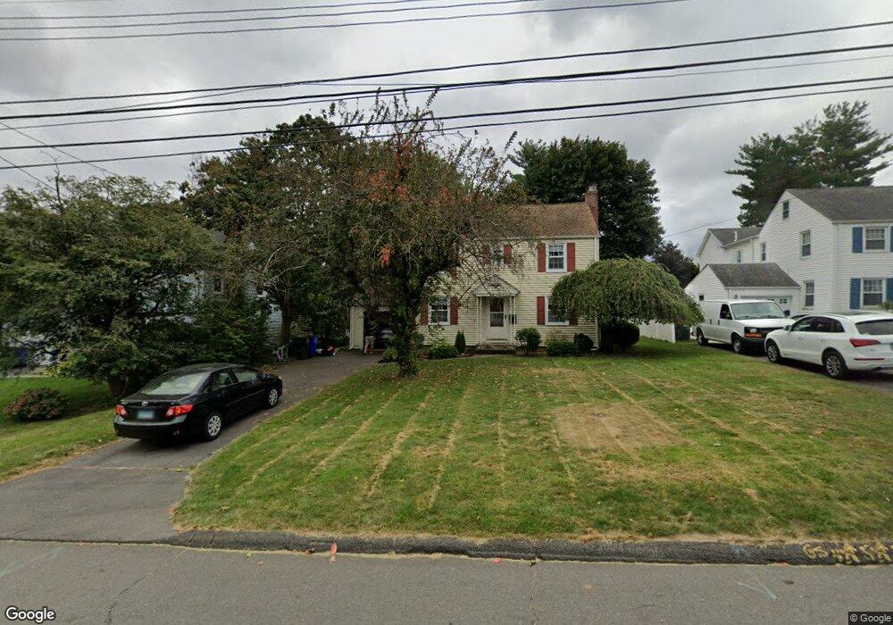 47 Bentwood Rd, West Hartford, CT 06107 - photo 1