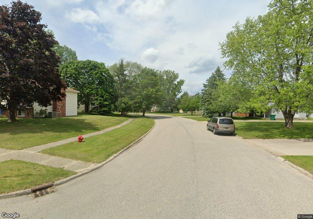 414 Ottawa Dr, Oscoda, MI 48750 - photo 1