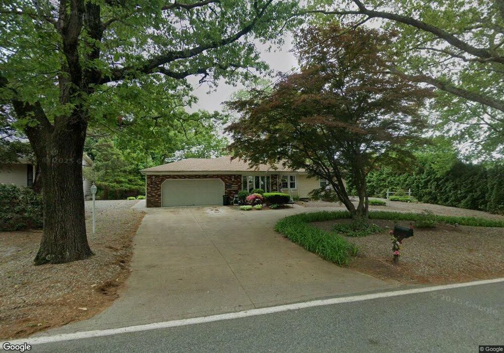 13 Orchard Ave, Greenville, RI 02828 - photo 1