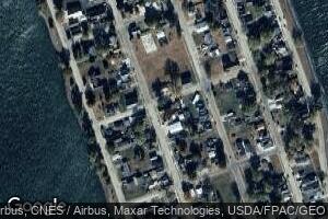 801 Elk St, Sabula, IA 52070