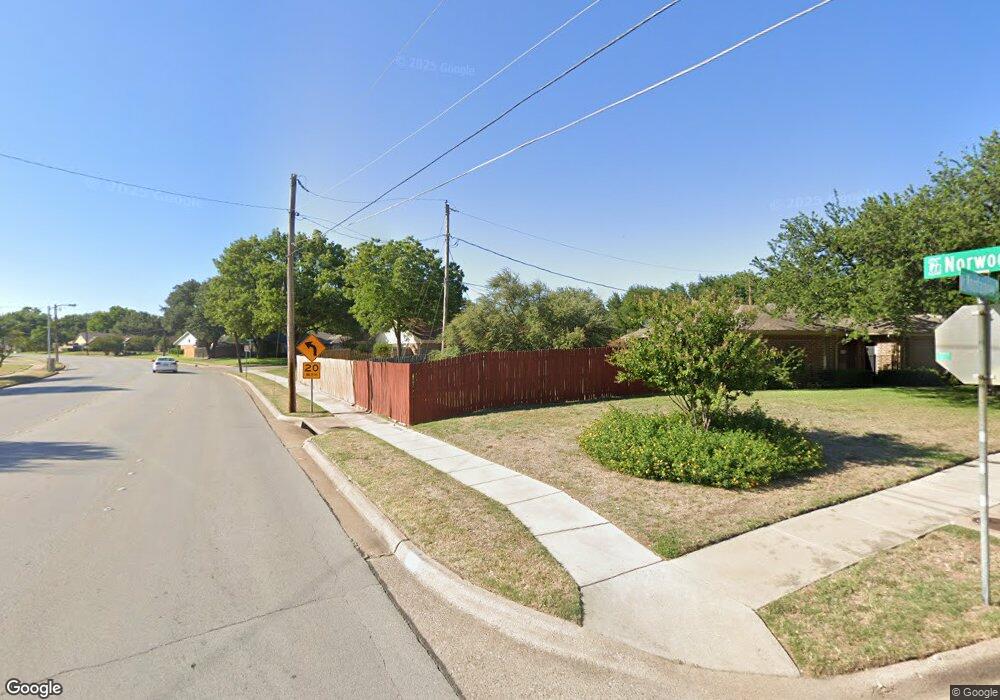 239 Carolyn Dr, Hurst, TX 76054 - photo 1