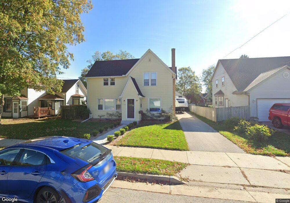 139 S Elm St, Oconomowoc, WI 53066 - photo 1