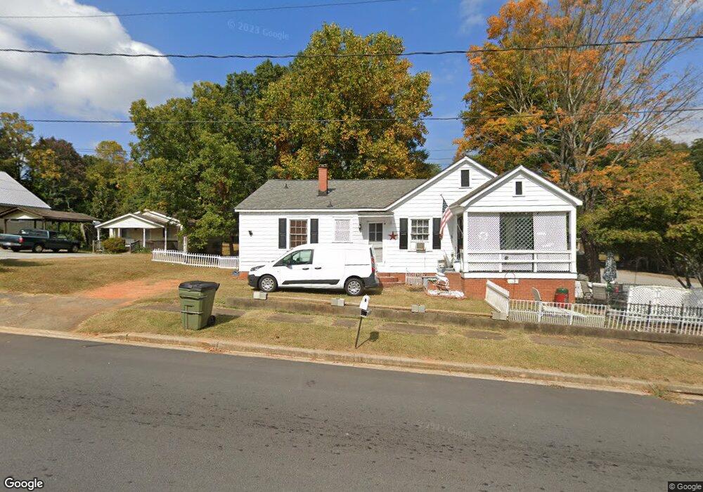 500 W South Broad St, Walhalla, SC 29691 - photo 1