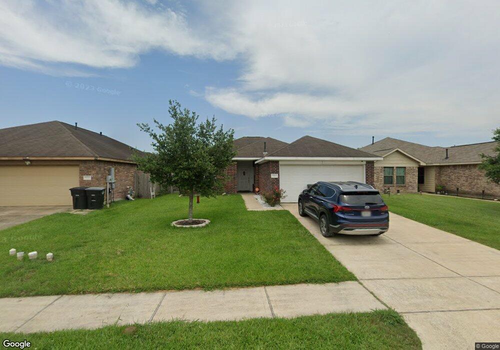 5213 Mcgrath Dr, Alvin, TX 77511 - photo 1
