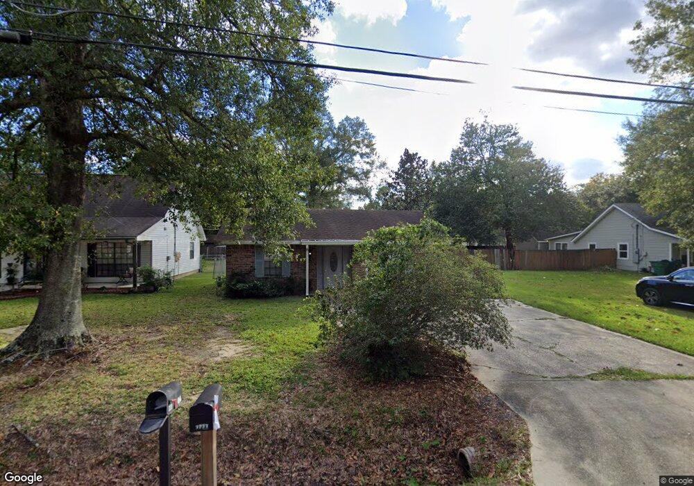 2021 Bluebird St, Slidell, LA 70460 - photo 1