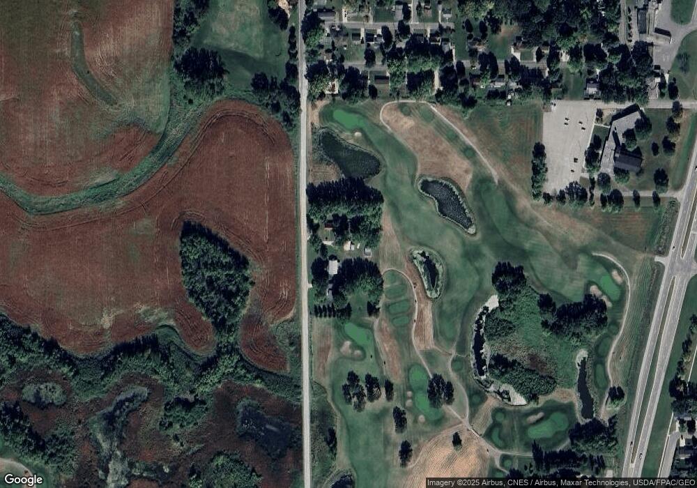 717 Wedgewood Rd, Albert Lea, MN 56007 - photo 1