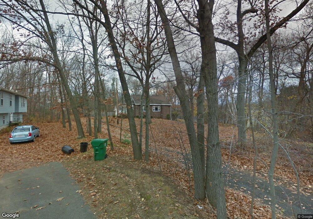 61 Everett St, Chicopee, MA 01020 - photo 1