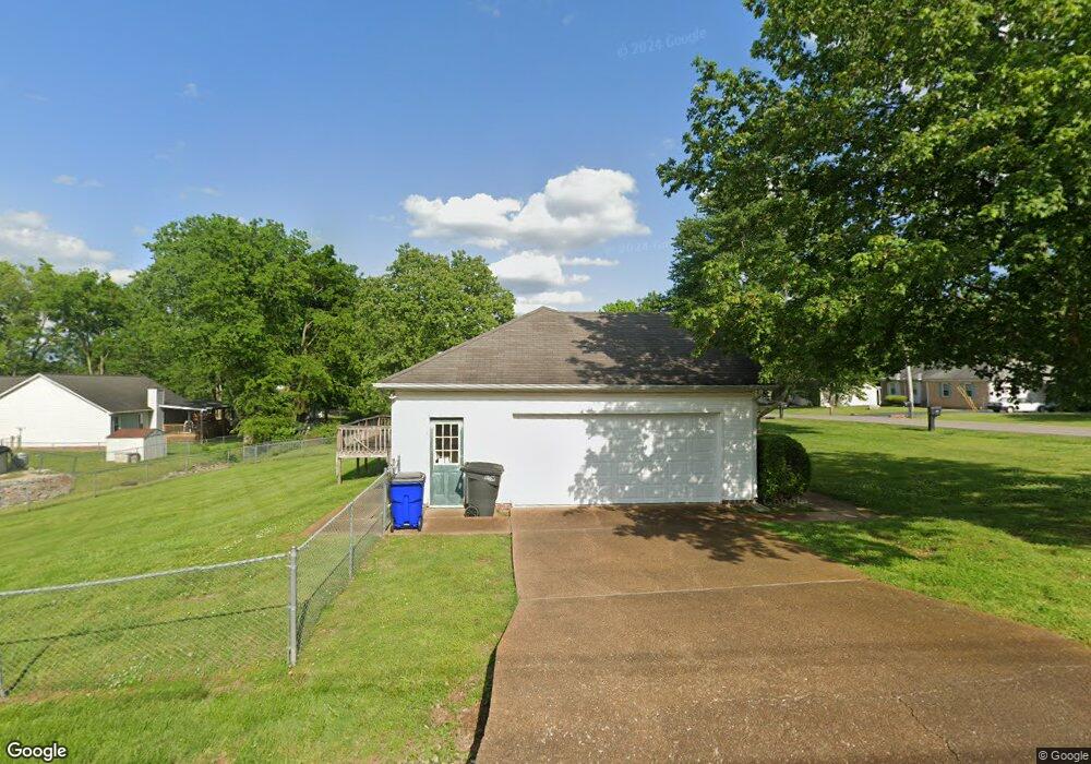 2020 Windsor Dr, Columbia, TN 38401 - photo 1