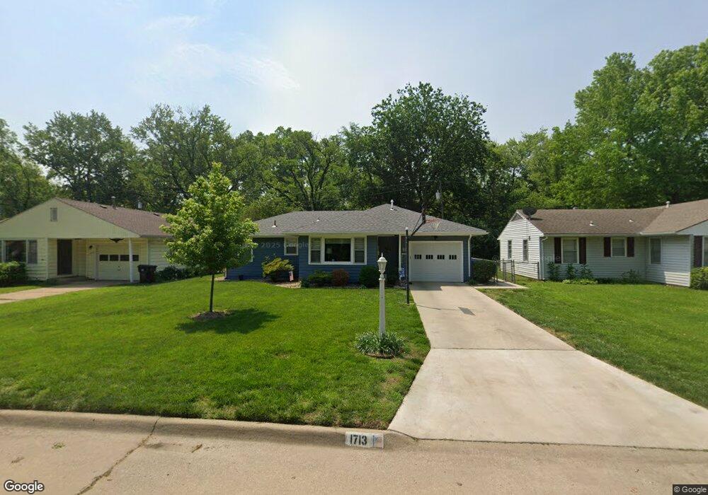 1713 SW 24th St, Topeka, KS 66611 - photo 1