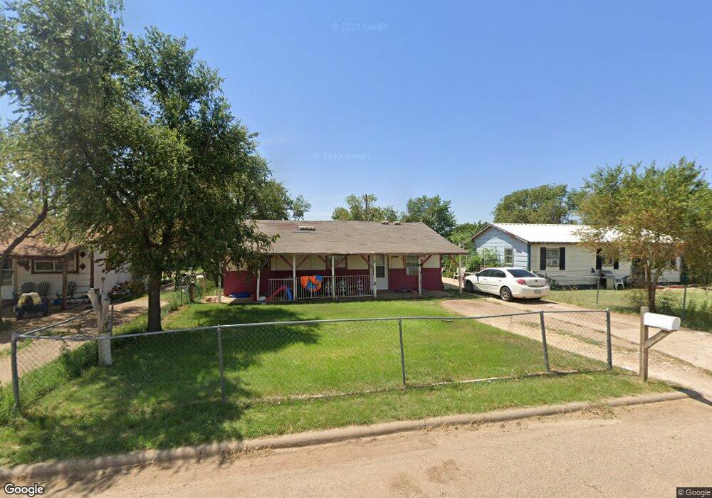 609 W 27th St, Plainview, TX 79072 - photo 1