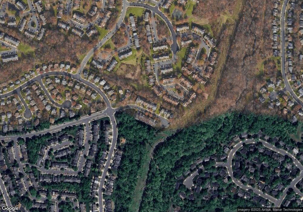 13910 Green Trails Ct, Centreville, VA 20121 - photo 1