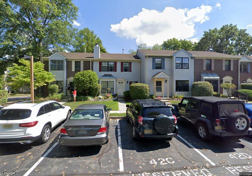 2 Harris Ct, Lawrence Township, NJ 08648 - photo 1