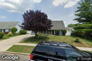 36 Crestwood Rd, Levittown, PA 19057