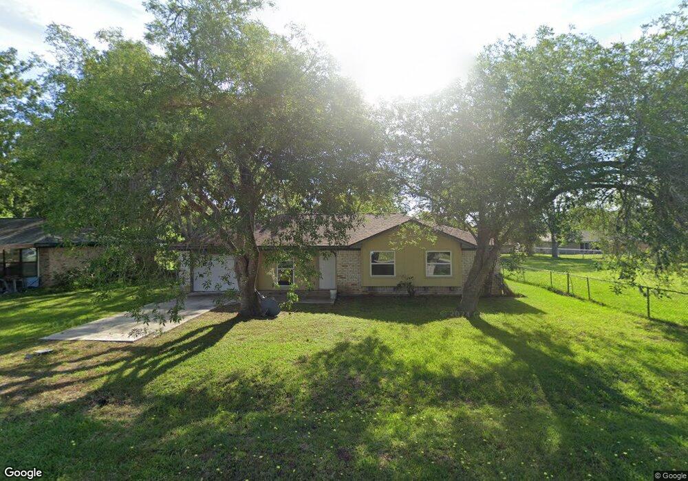 306 Avenue E, Brazoria, TX 77422 - photo 1